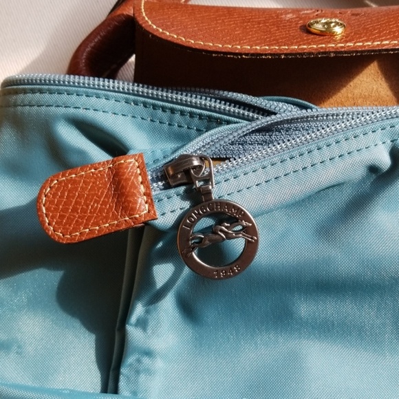 Longchamp Large Pliage Nylon Weekender Tote - Picture 5 of 8